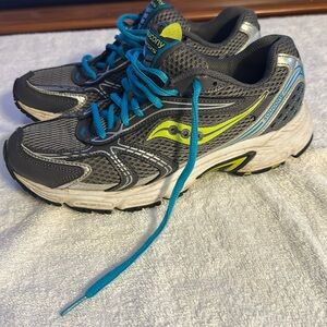 Saucony used sneakers size 9